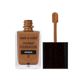 Wet n Wild Photo Focus Foundation transparent jar of foundation with black cap and wand on white background